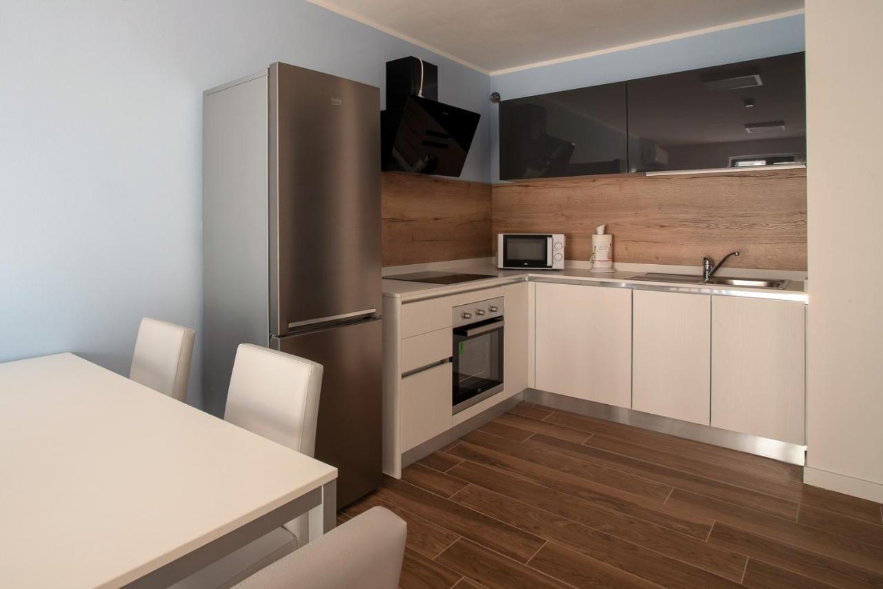 Aparthotel Miramare Grado Bagian luar foto