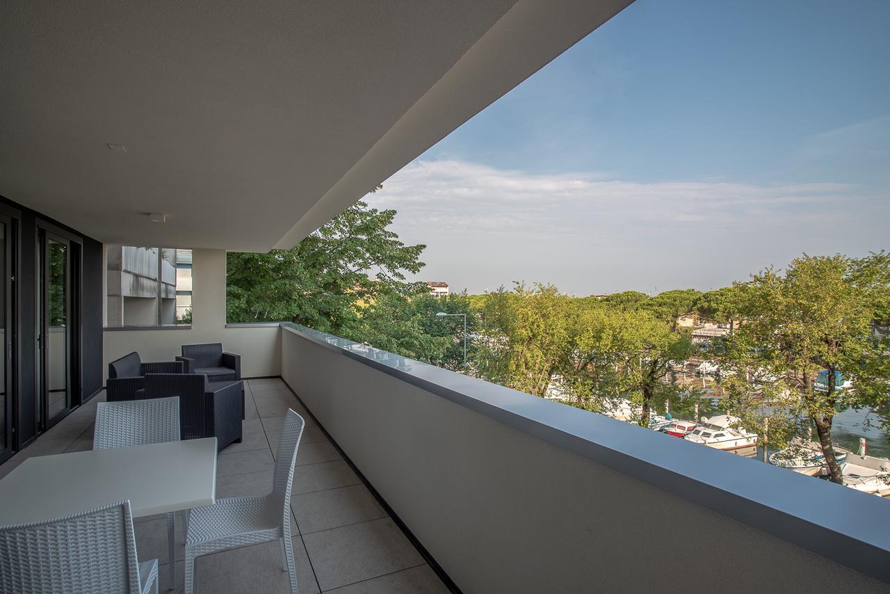 Aparthotel Miramare Grado Bagian luar foto