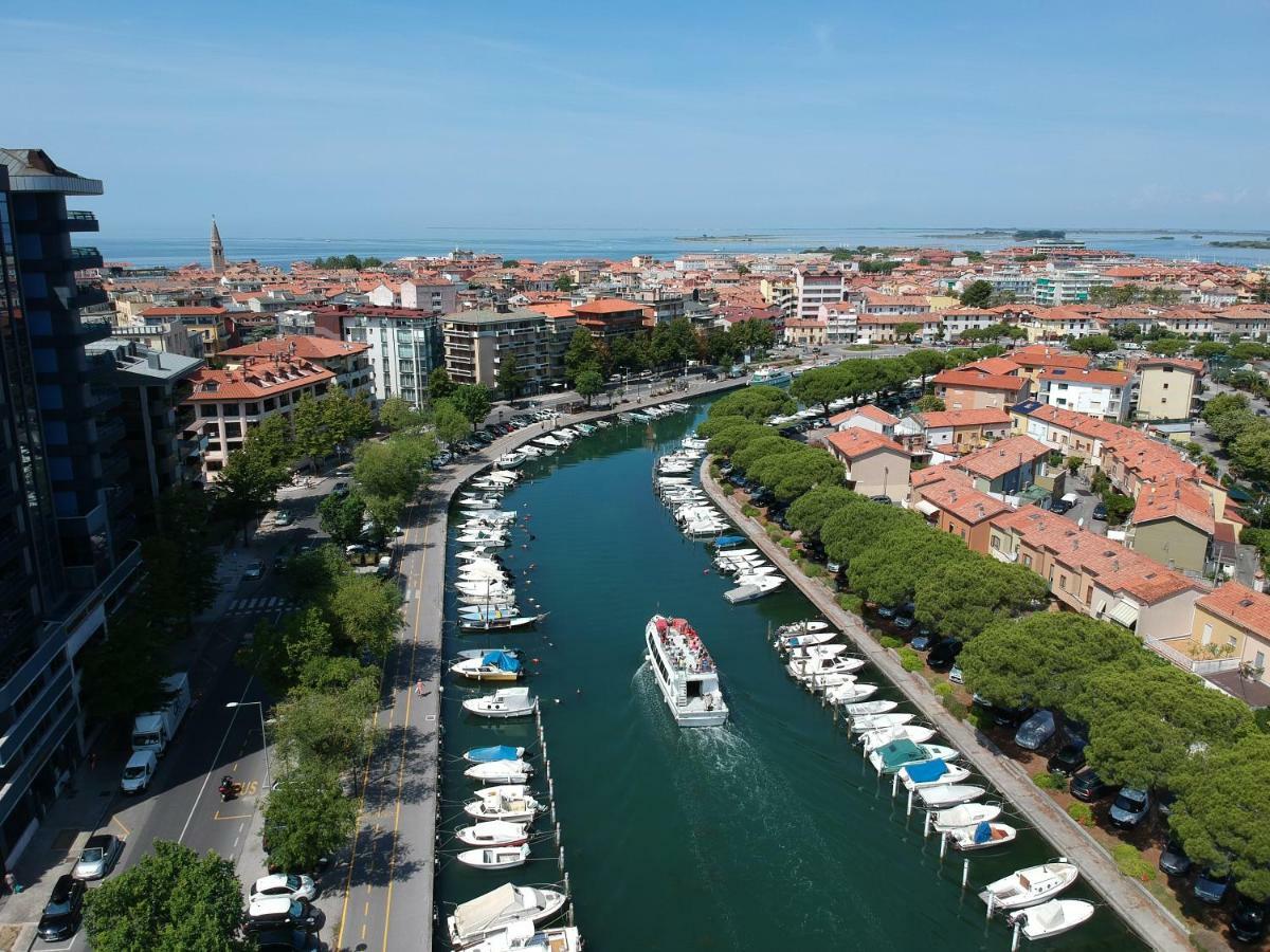 Aparthotel Miramare Grado Bagian luar foto